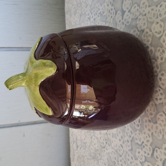 Eggplant Lidded Container Hearth and Home Designs - Picture 8 of 13